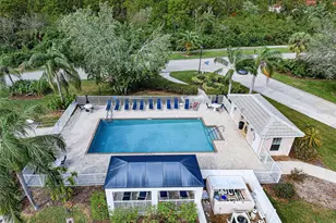 902 Addington Ct, Venice, FL 34293 - Photo 41