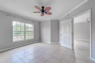 902 Addington Ct, Venice, FL 34293 - Photo 21