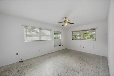 309 Base Avenue E, Venice, FL 34285 - Photo 17