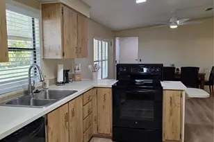 6228 Falcon Dr, Englewood, FL 34224 - Photo 9