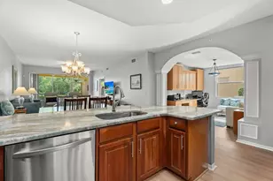 7107 Boca Grove Pl, Lakewood Ranch, FL 34202 - Photo 15