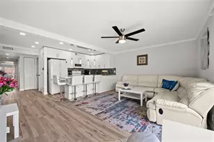 2763 Woodgate Ln, Sarasota, FL 34231 - Photo 11