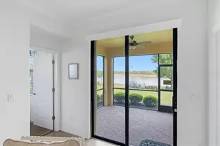 10474 Medjool Dr, Venice, FL 34293 - Photo 9