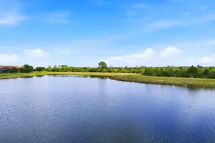 10474 Medjool Dr, Venice, FL 34293 - Photo 15