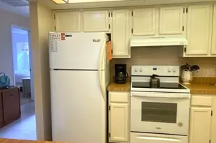 1211 Capri Isles Blvd, Venice, FL 34292 - Photo 9