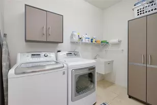 1418 Maseno Dr, Venice, FL 34292 - Photo 25