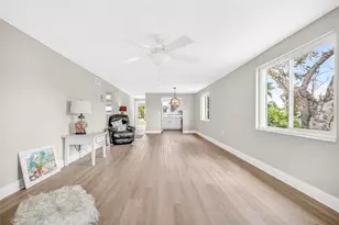 509 Spanish Dr N, Longboat Key, FL 34228 - Photo 9