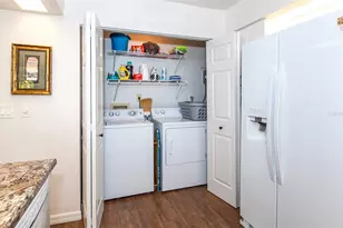 247 Southampton Ln, Venice, FL 34293 - Photo 45