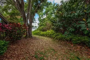 247 Southampton Ln, Venice, FL 34293 - Photo 47