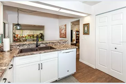 247 Southampton Lane #272, Venice, FL 34293 - Photo 17