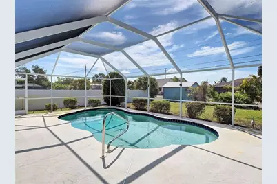 1537 Crest Drive, Englewood, FL 34223 - Photo 11