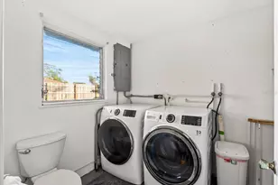 1328 Jamaica Rd, Venice, FL 34293 - Photo 29