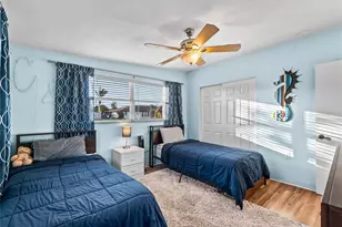 1328 Jamaica Rd, Venice, FL 34293 - Photo 19