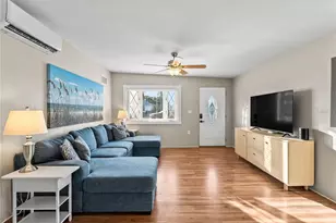 1328 Jamaica Rd, Venice, FL 34293 - Photo 7