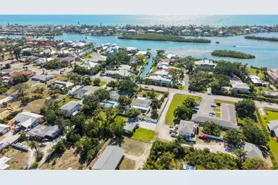 624 Bayshore Road, Nokomis, FL 34275 - Photo 71