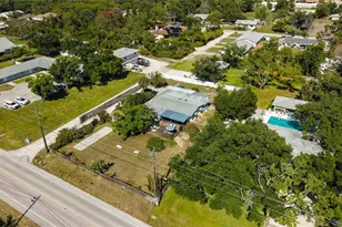 624 Bayshore Rd, Nokomis, FL 34275 - Photo 65
