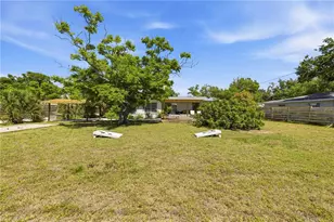 624 Bayshore Rd, Nokomis, FL 34275 - Photo 51