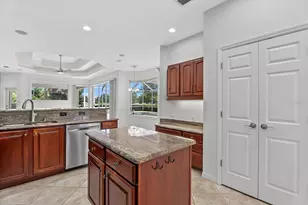 6210 Cormorant Ct, Bradenton, FL 34203 - Photo 7