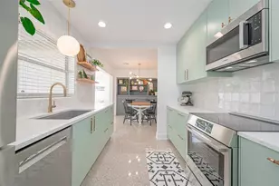 2833 Sunnyside St, Sarasota, FL 34239 - Photo 11