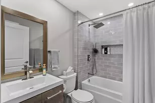 4130 Central Sarasota Pkwy, Sarasota, FL 34238 - Photo 25