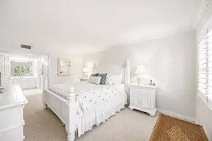 6236 Midnight Pass Rd, Sarasota, FL 34242 - Photo 19