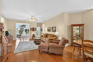 4266 Summertree Rd, Venice, FL 34293 - Photo 9