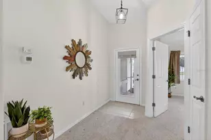 548 Rose Apple Cir, Port Charlotte, FL 33954 - Photo 7