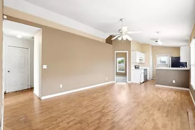 8865 Lambert Lane, Orlando, FL 32825 - Photo 5