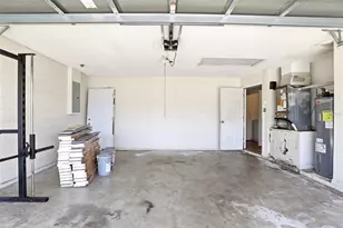 8865 Lambert Ln, Orlando, FL 32825 - Photo 23