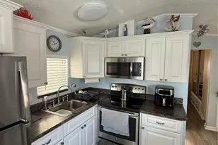 1475 Flamingo Dr, Englewood, FL 34224 - Photo 3