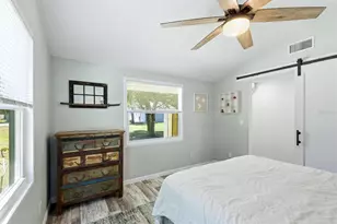 4300 Eastern Pkwy, Sarasota, FL 34233 - Photo 29