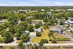 4300 Eastern Pkwy, Sarasota, FL 34233 - Photo 59
