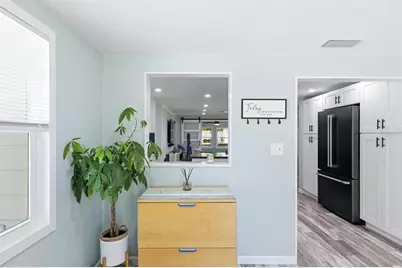 4300 Eastern Parkway, Sarasota, FL 34233 - Photo 11