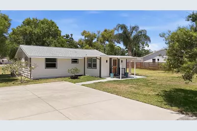 4300 Eastern Parkway, Sarasota, FL 34233 - Photo 7