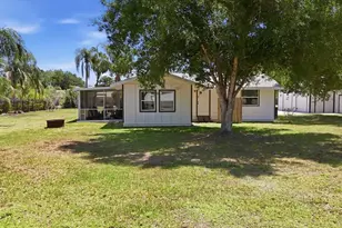 4300 Eastern Pkwy, Sarasota, FL 34233 - Photo 49