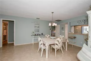418 Wexford Cir, Venice, FL 34293 - Photo 5