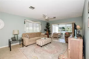 418 Wexford Cir, Venice, FL 34293 - Photo 13