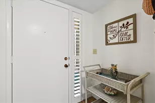 404 Pinebrook Crescent, Venice, FL 34285 - Photo 11