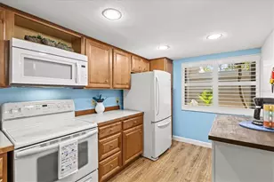 404 Pinebrook Crescent, Venice, FL 34285 - Photo 11