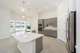 12655 Wellen Golf St, Venice, FL 34293 - Photo 17