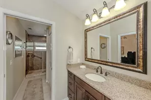 525 Clubside Cir, Venice, FL 34293 - Photo 21