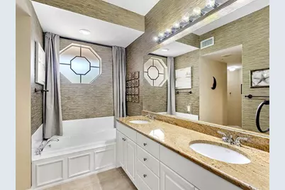 1730 Celtic Drive #102, Venice, FL 34293 - Photo 27