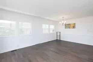 610 Delphinium Dr, Venice, FL 34293 - Photo 17