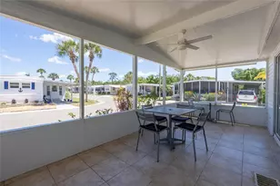 610 Delphinium Dr, Venice, FL 34293 - Photo 37