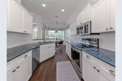 535 Fallbrook Drive, Venice, FL 34292 - Photo 17