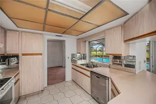 1009 Squaw Valley Ct, Venice, FL 34293 - Photo 19