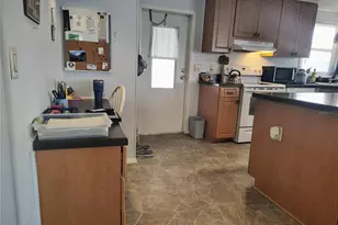 231 Tasmania Ln, Englewood, FL 34223 - Photo 7