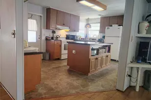 231 Tasmania Ln, Englewood, FL 34223 - Photo 13