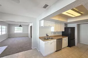 1770 Elm Dr, Venice, FL 34293 - Photo 7