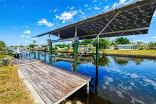 835 Conreid Dr NE, Port Charlotte, FL 33952 - Photo 3